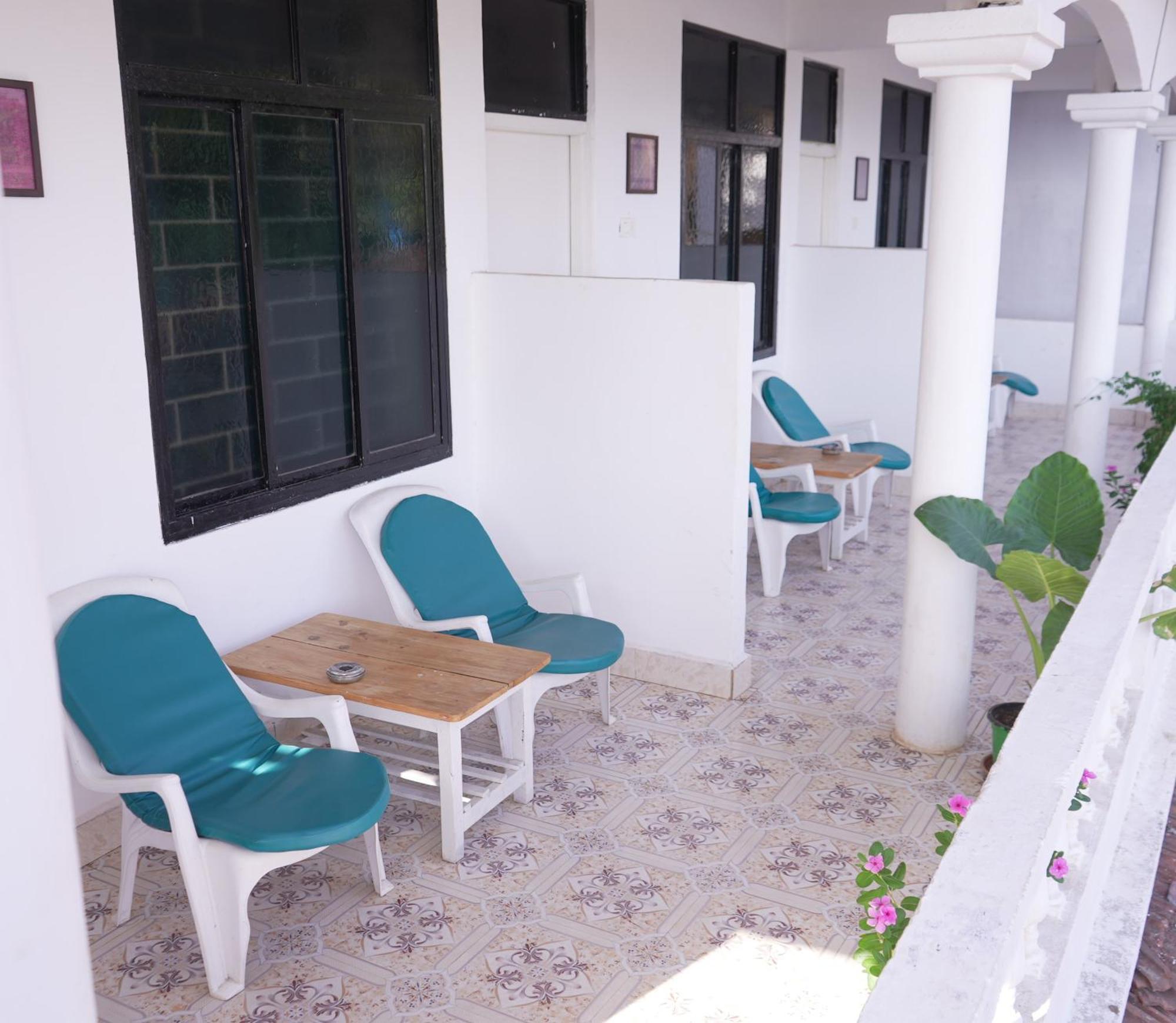 This Is It Beachfront - Rooms, Cafe & Events Arambol Exterior foto